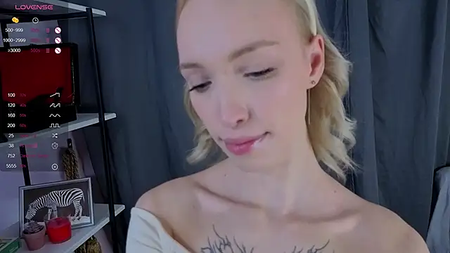 Grace Glend online show from November 20, 2025, 3:45 pm