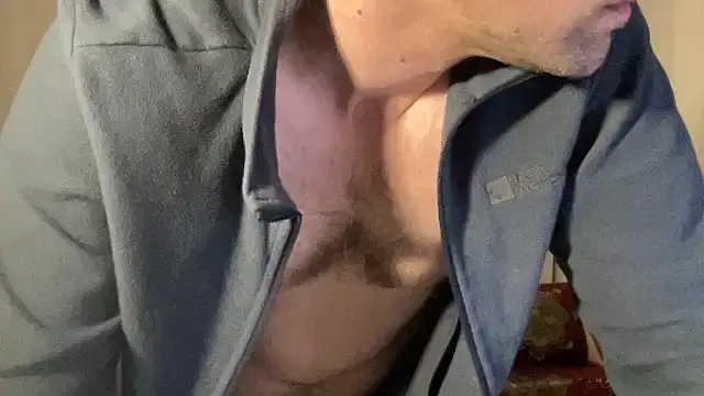 sportive hunk online show from May 20, 2026, 8:26 pm