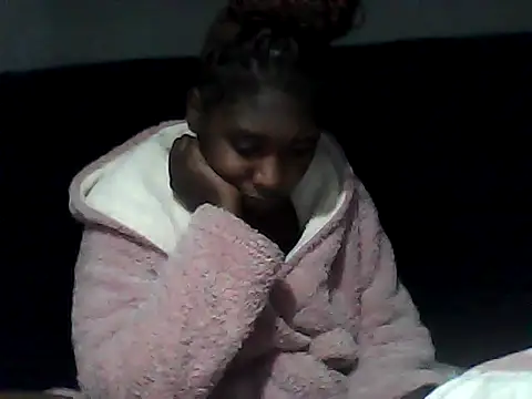 sexysmalldaily04 online show from October 19, 2025, 8:20 pm