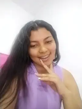 MyaShy online show from January 14, 2026, 1:33 am