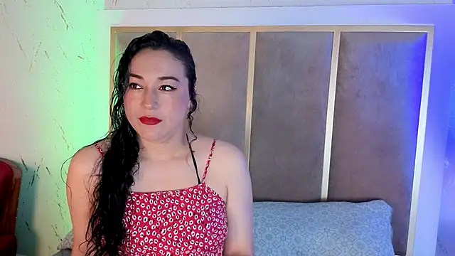 Snapshot of Elizabeth_bennett_6 chatting on November 3, 2025, 12:06 pm Elizabeth bennett 6 online show from November 3, 2025, 12:06 pm