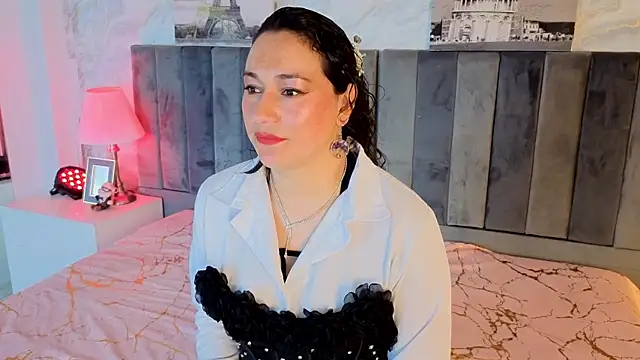 Snapshot of Elizabeth_bennett_6 chatting on January 5, 2026, 6:11 pm Elizabeth bennett 6 online show from January 5, 2026, 6:11 pm