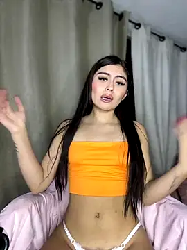 Snapshot of Im_Naatasha chatting on November 1, 2025, 1:18 am Im Naatasha online show from November 1, 2025, 1:18 am