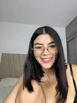 Julietalcl online show from February 28, 2026, 12:11 am