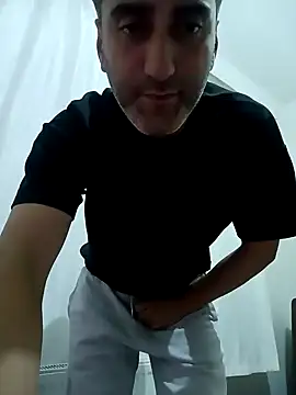 ahmetblk95 online show from October 23, 2025, 9:13 pm