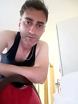ahmetblk95 online show from May 5, 2026, 12:02 pm