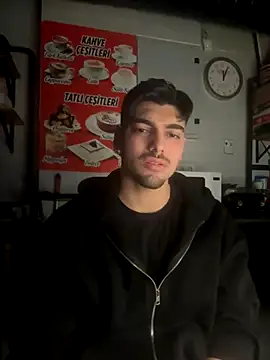 emir343475 online show from November 26, 2025, 9:05 pm