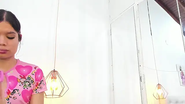 Alanna miaw online show from November 21, 2025, 11:42 am