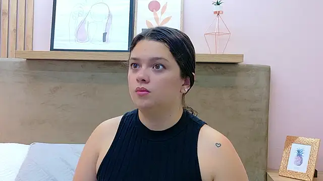 Tessa Stone online show from February 12, 2026, 2:28 am