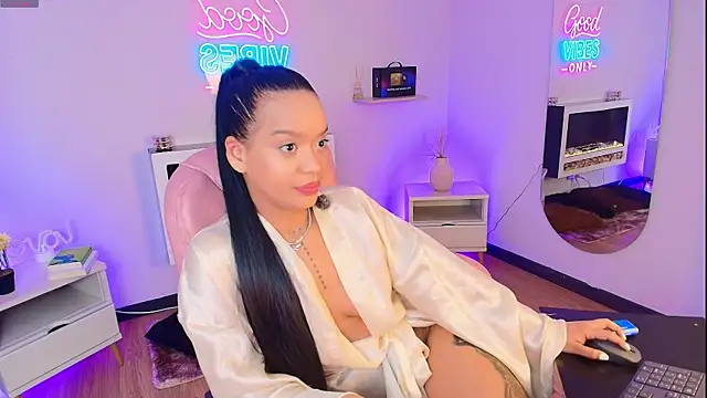 Miss koko  online show from February 6, 2026, 2:49 am