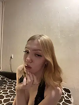 Snapshot of AlexandraXKitty chatting on November 29, 2025, 11:41 pm AlexandraXKitty online show from November 29, 2025, 11:41 pm