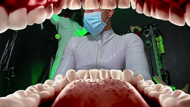 Master Connor BDSM online show from April 21, 2026, 1:42 am