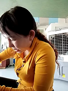 Ana-love2025 online show from October 22, 2025, 2:56 am