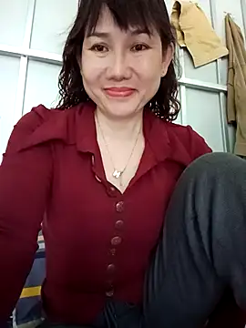 Ana-love2025 online show from November 6, 2025, 1:17 am