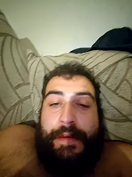 GluingPerson online show from October 28, 2025, 2:26 am