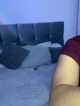 Snapshot of violetjack chatting on March 27, 2026, 5:46 am violetjack online show from March 27, 2026, 5:46 am