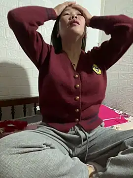 tabby-cat11 online show from January 14, 2026, 9:04 am