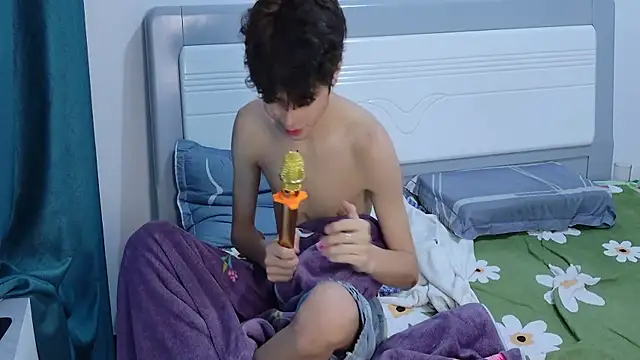 Stuffy-111 online show from October 18, 2025, 1:19 am