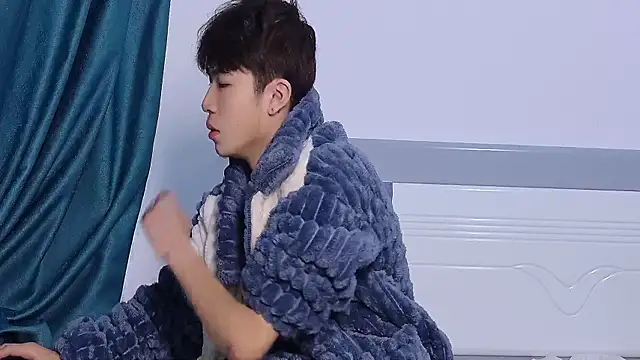 Stuffy-111 online show from October 31, 2025, 9:05 pm