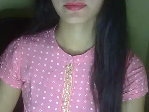 Snapshot of Shezi_N chatting on February 1, 2026, 2:48 pm Shezi N online show from February 1, 2026, 2:48 pm