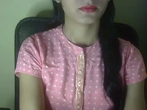 Snapshot of Shezi_N chatting on February 6, 2026, 2:09 pm Shezi N online show from February 6, 2026, 2:09 pm