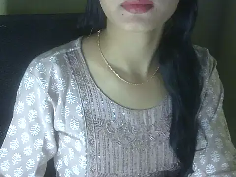 Snapshot of Shezi_N chatting on February 12, 2026, 2:01 pm Shezi N online show from February 12, 2026, 2:01 pm