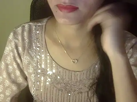 Snapshot of Shezi_N chatting on February 16, 2026, 2:35 pm Shezi N online show from February 16, 2026, 2:35 pm