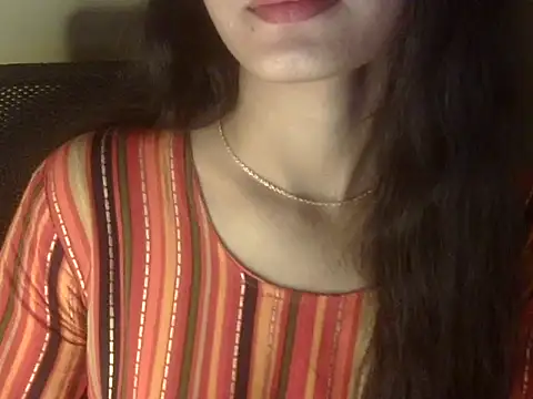 Snapshot of Shezi_N chatting on February 22, 2026, 6:06 pm Shezi N online show from February 22, 2026, 6:06 pm