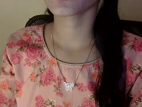 Snapshot of Shezi_N chatting on February 27, 2026, 8:58 am Shezi N online show from February 27, 2026, 8:58 am