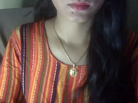 Snapshot of Shezi_N chatting on June 29, 2026, 1:22 pm Shezi N online show from June 29, 2026, 1:22 pm