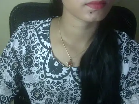 Snapshot of Shezi_N chatting on July 21, 2026, 12:51 pm Shezi N online show from July 21, 2026, 12:51 pm