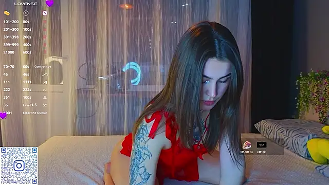 TinyMollys online show from February 14, 2026, 4:59 pm