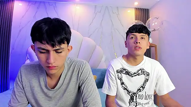 hoot booys  online show from February 20, 2026, 7:25 pm