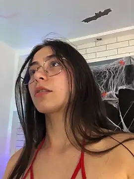 Snapshot of Madison_Grey_ chatting on October 31, 2025, 6:20 pm Madison Grey online show from October 31, 2025, 6:20 pm
