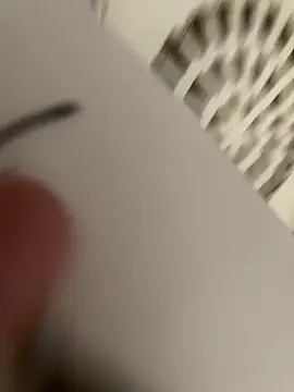 leozin01 online show from October 16, 2025, 6:53 pm