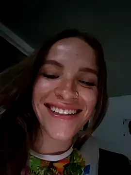 bambiluly online show from April 5, 2026, 1:36 am