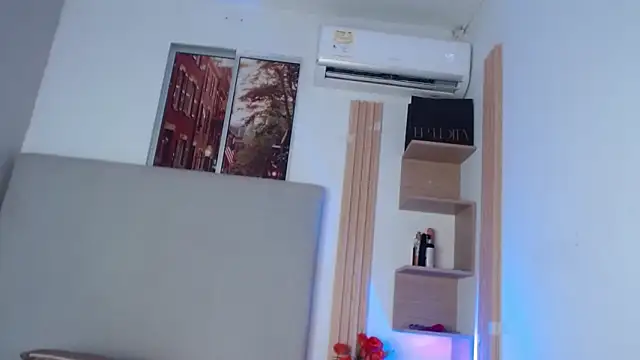 miel alisha online show from March 12, 2026, 12:55 pm