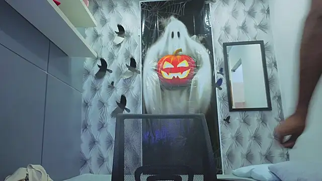 Stevenbrand online show from October 31, 2025, 7:59 pm