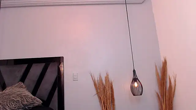 Amelia Brixton online show from October 24, 2025, 5:59 am