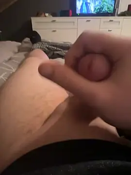 DirtyDeedsderechte online show from December 19, 2025, 3:52 pm