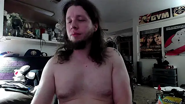 biggerisbetter12 online show from October 29, 2025, 7:04 pm