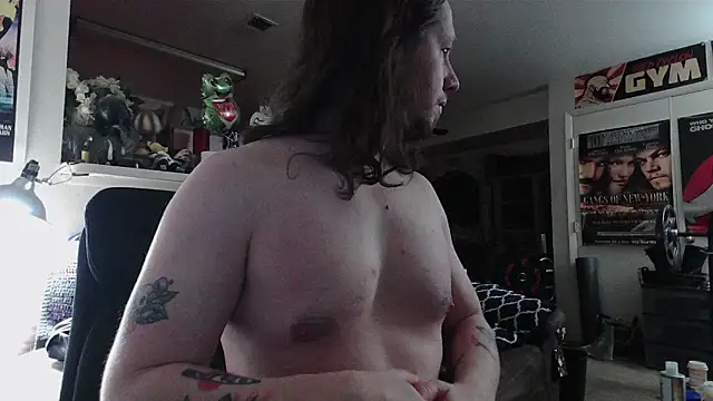 biggerisbetter12 online show from February 19, 2026, 11:06 am