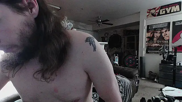 biggerisbetter12 online show from April 14, 2026, 11:05 am