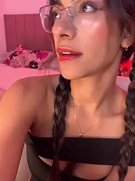 elegant  rouse online show from April 13, 2026, 1:33 am