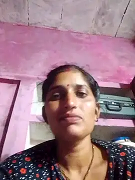 Pooja shre online show from November 10, 2025, 1:32 pm