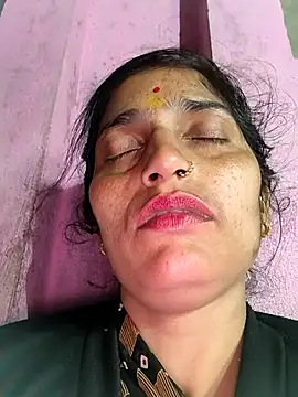 Snapshot of Pooja_shre chatting on February 15, 2026, 11:56 pm Pooja shre online show from February 15, 2026, 11:56 pm