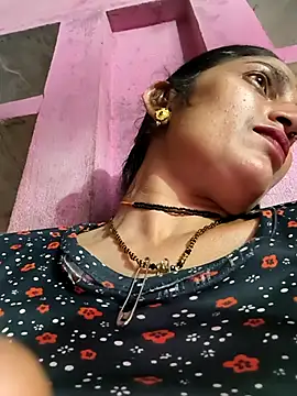 Snapshot of Pooja_shre chatting on February 26, 2026, 1:32 pm Pooja shre online show from February 26, 2026, 1:32 pm