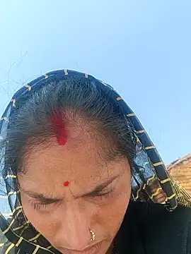 Snapshot of Pooja_shre chatting on March 1, 2026, 6:26 am Pooja shre online show from March 1, 2026, 6:26 am