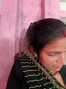 Snapshot of Pooja_shre chatting on March 2, 2026, 7:48 am Pooja shre online show from March 2, 2026, 7:48 am