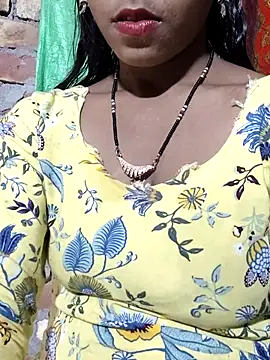 Itz Aisha   online show from March 13, 2026, 8:43 am